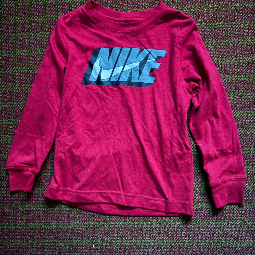 Nike Boys’ Red Long Sleeve “Nike” Logo Tee – Size 5 (4–5 Years)